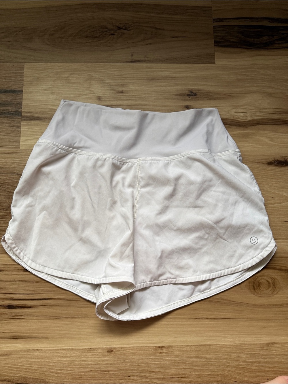 Gilly Hicks Women's White High-Waist Active Shorts